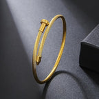 18K Gold Love Bangle Bracelet Set
